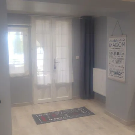 Chez Sandrine 호텔 Surbourg